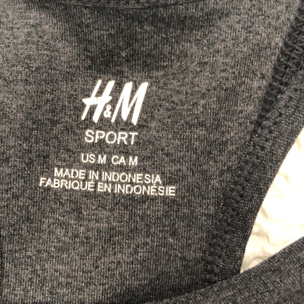 H&M sports bra. Size M. - Picture 5 of 5